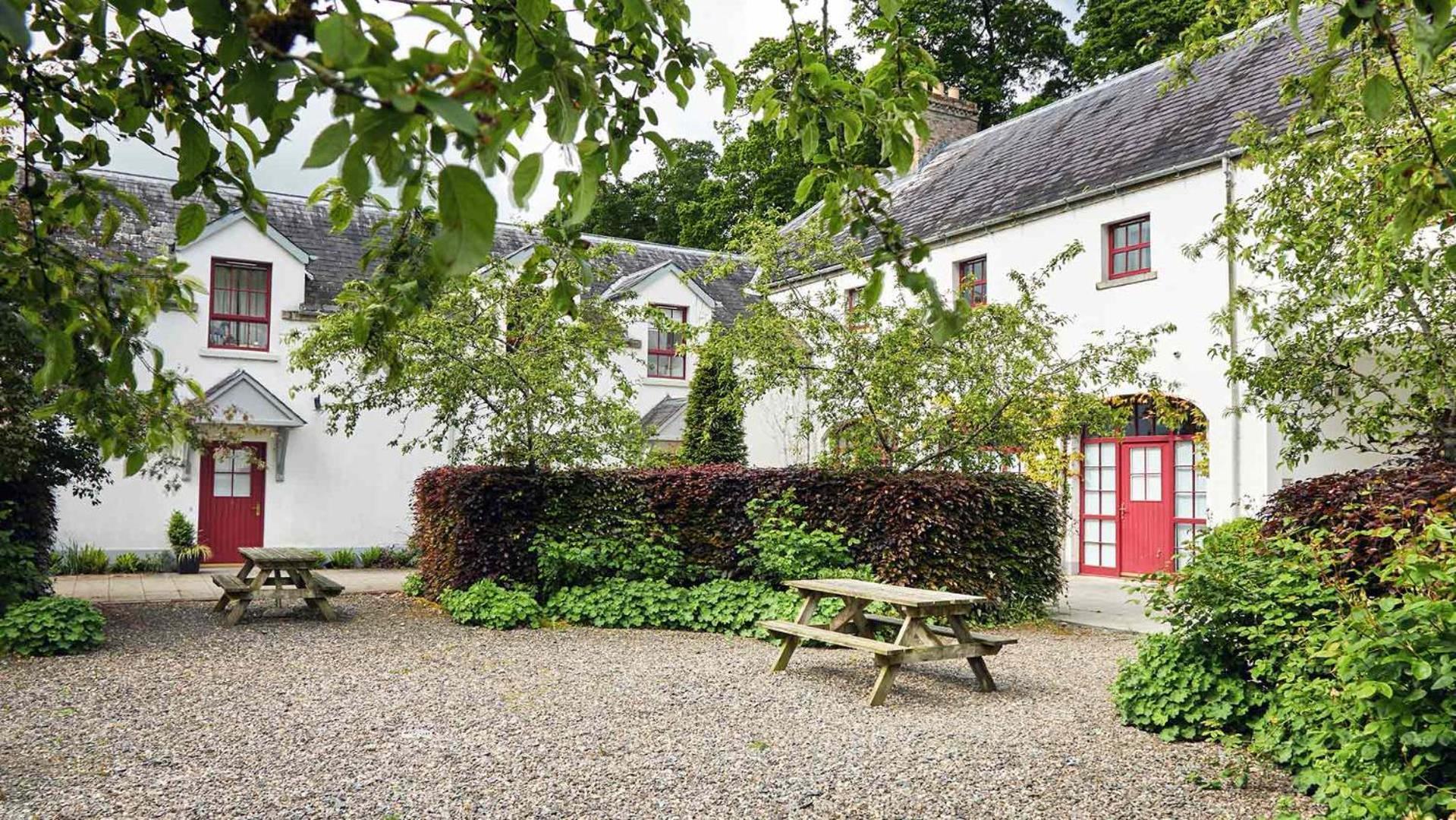 Glaslough Old Stable Mews Castle Leslieヴィラ エクステリア 写真